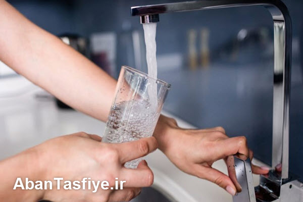 مخزن تصفیه آب خانگی چیست و چرا به آن نیاز داریم؟ | آبان تصفیه